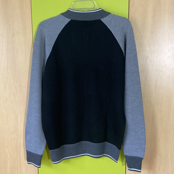 Men's 1/4 Zip Sweater - Picture 3 of 9
